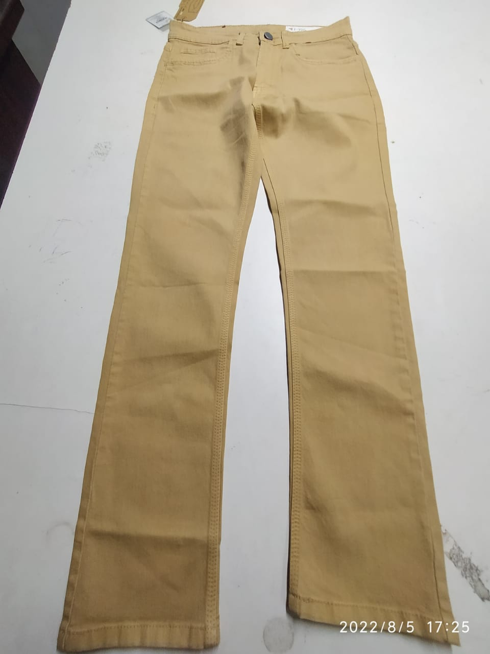 Men Beige Slim Fit Solid Jeans