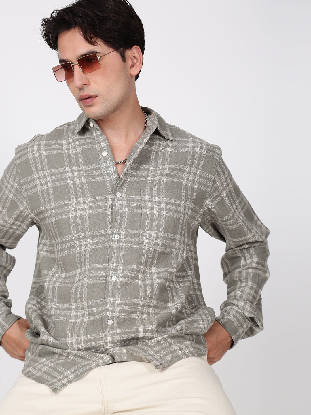 Men Grren Checked Single Pocket  Shirt