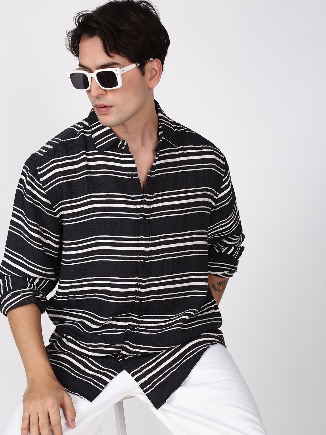 Men Black and White Horizonatal Striped Shirt