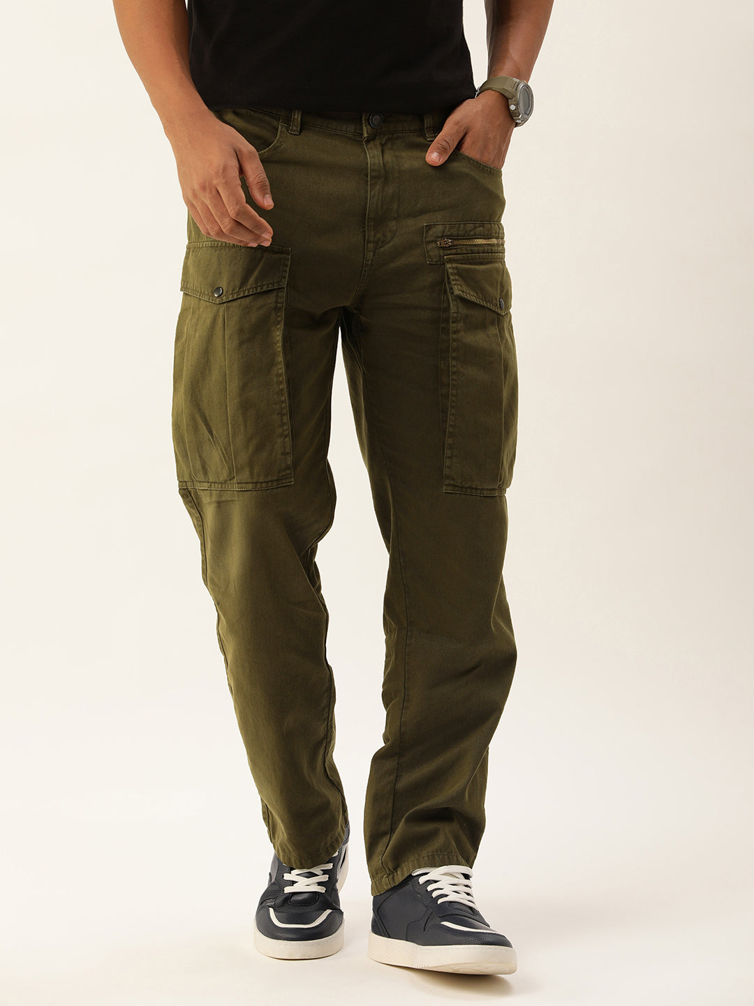 Men Forest Green Overdyed Relaxed Fit Solid Cargo Trouser