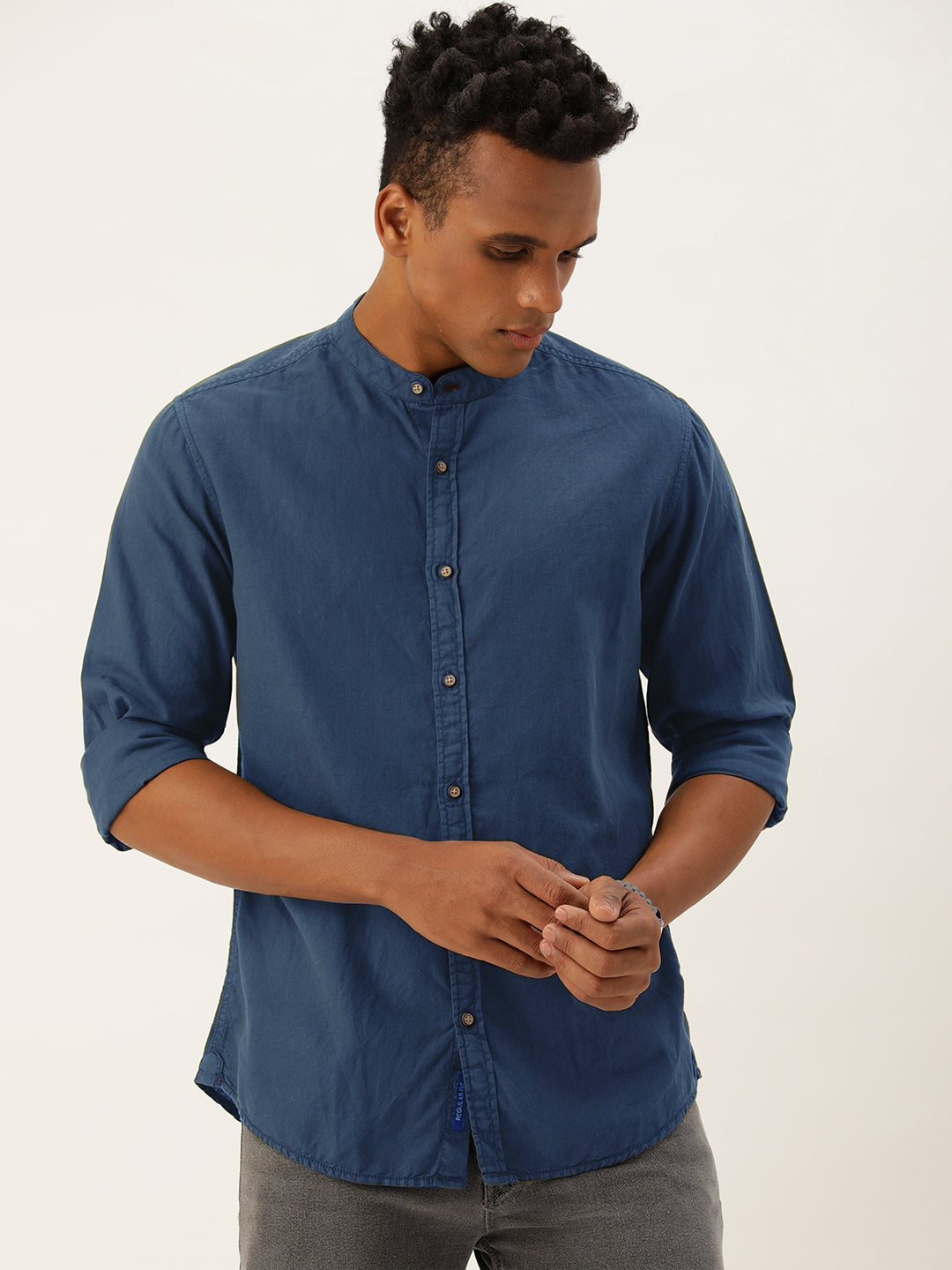 Men Navy Blue Solid Regular Fit Casual Shirt