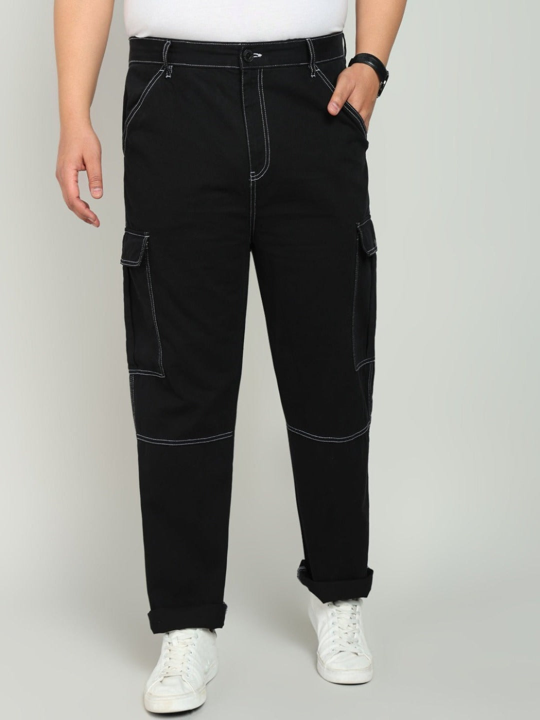 Men Black Regular Fit Solid Cargo Trouser with Contrast Stitch