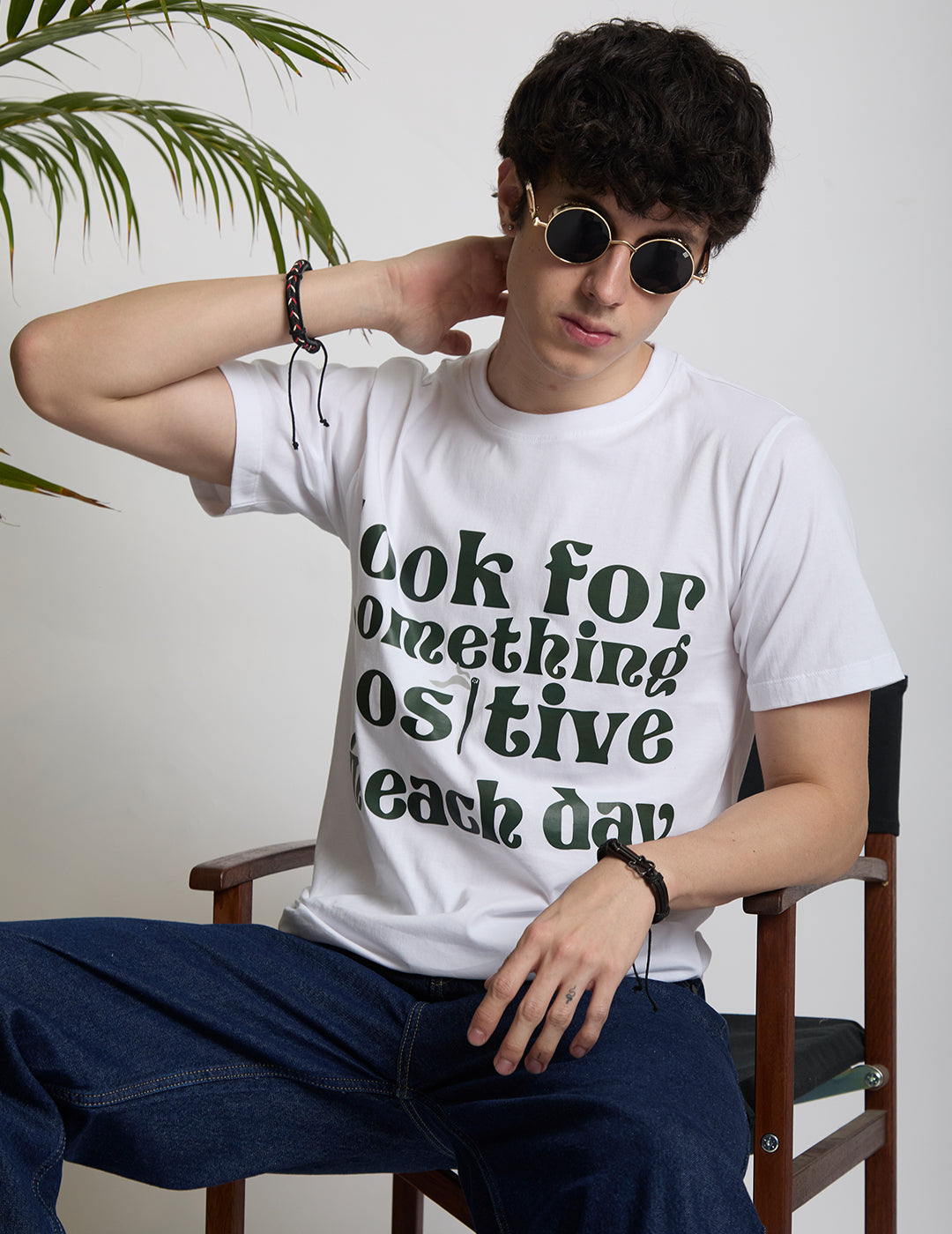 Men Look for something Positive Typograpy T shirt