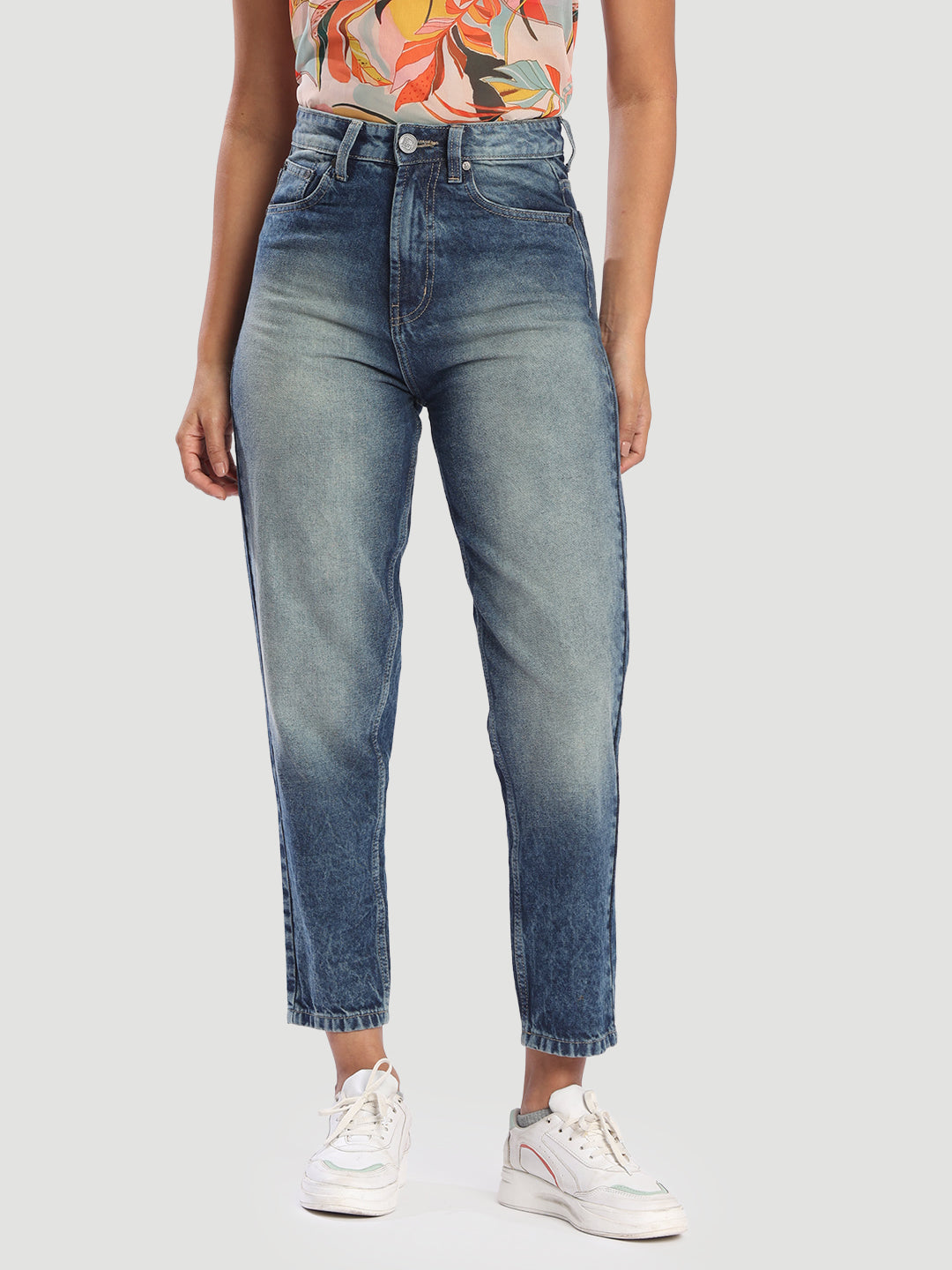 Women Charcoal Carrot Fit Jeans