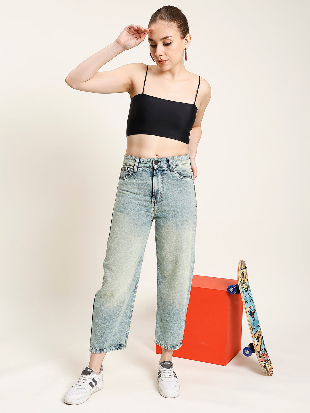 Women High Rise Tinted Balloon Fit Jeans