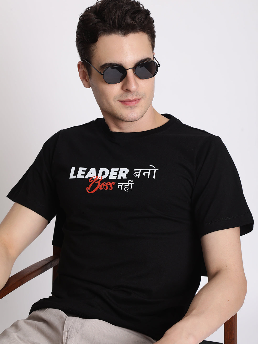 Men 'Leader' Typography Print Tshirt