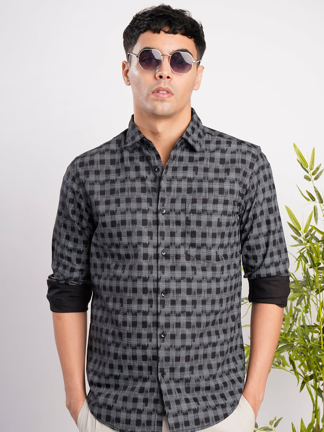 Men Grey and Black Checked Single Pocket Shirt