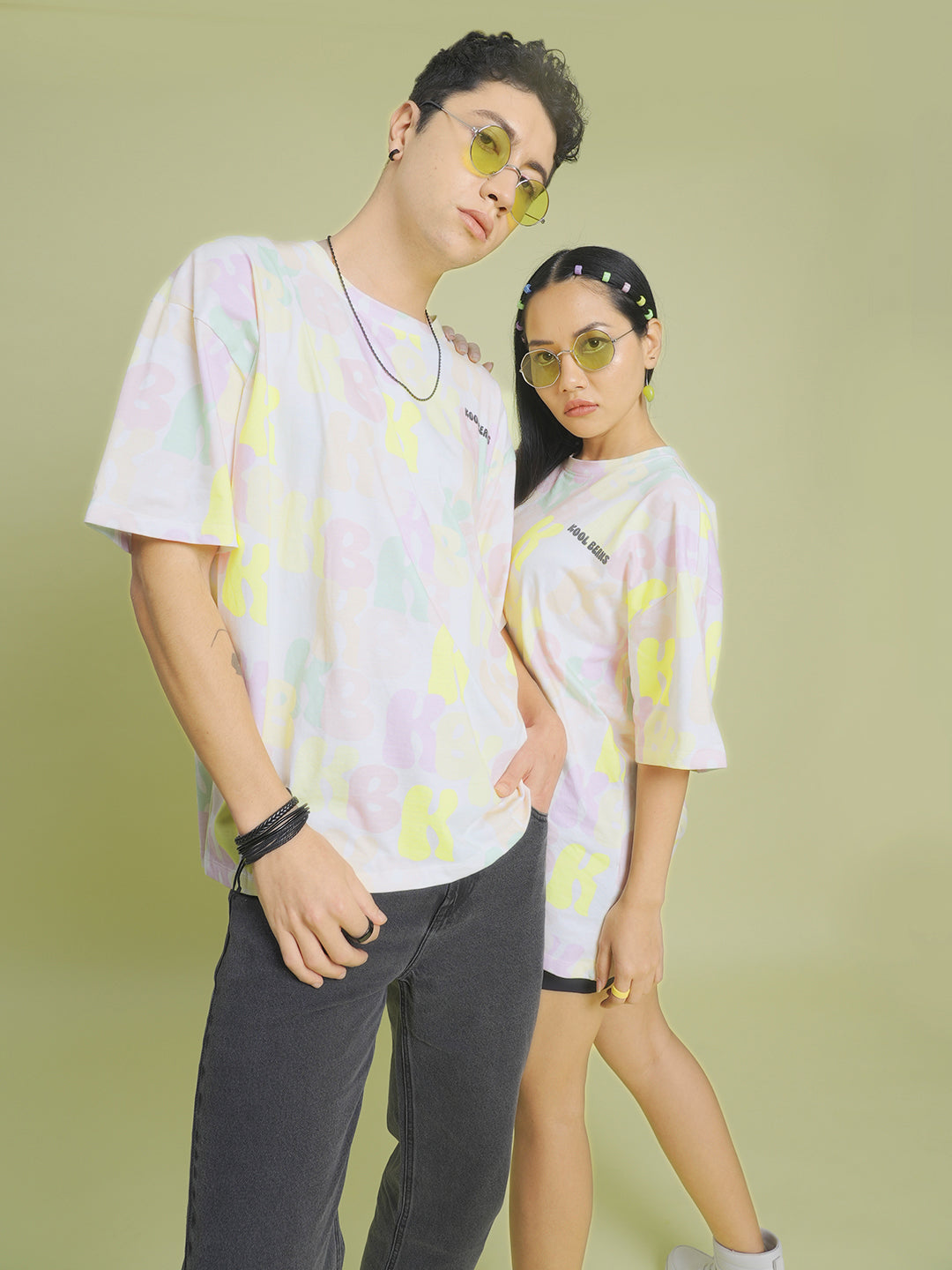 Unisex-All-over-Multcolour-Print-oversized-t-shirt