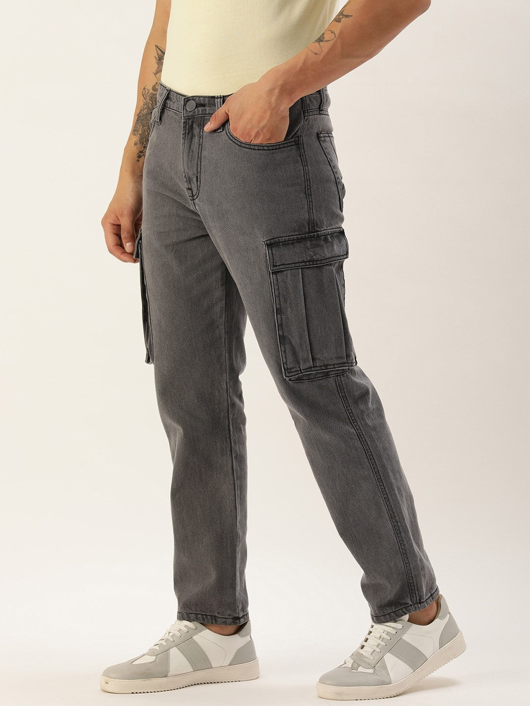 Men Relaxed Light Shade Cargo Jeans