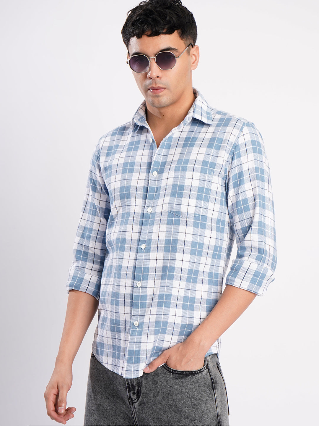 Men Blue Checked Single Pocket Shirt