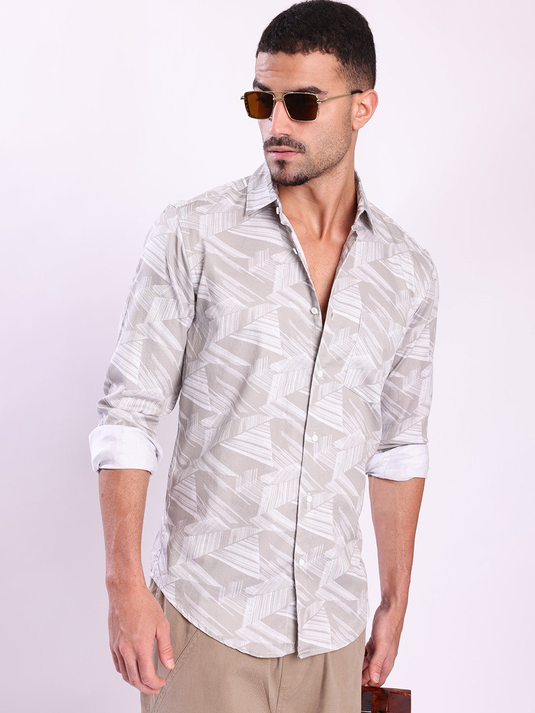 Men Grey Slim Fit Abstract Printed Shirt
