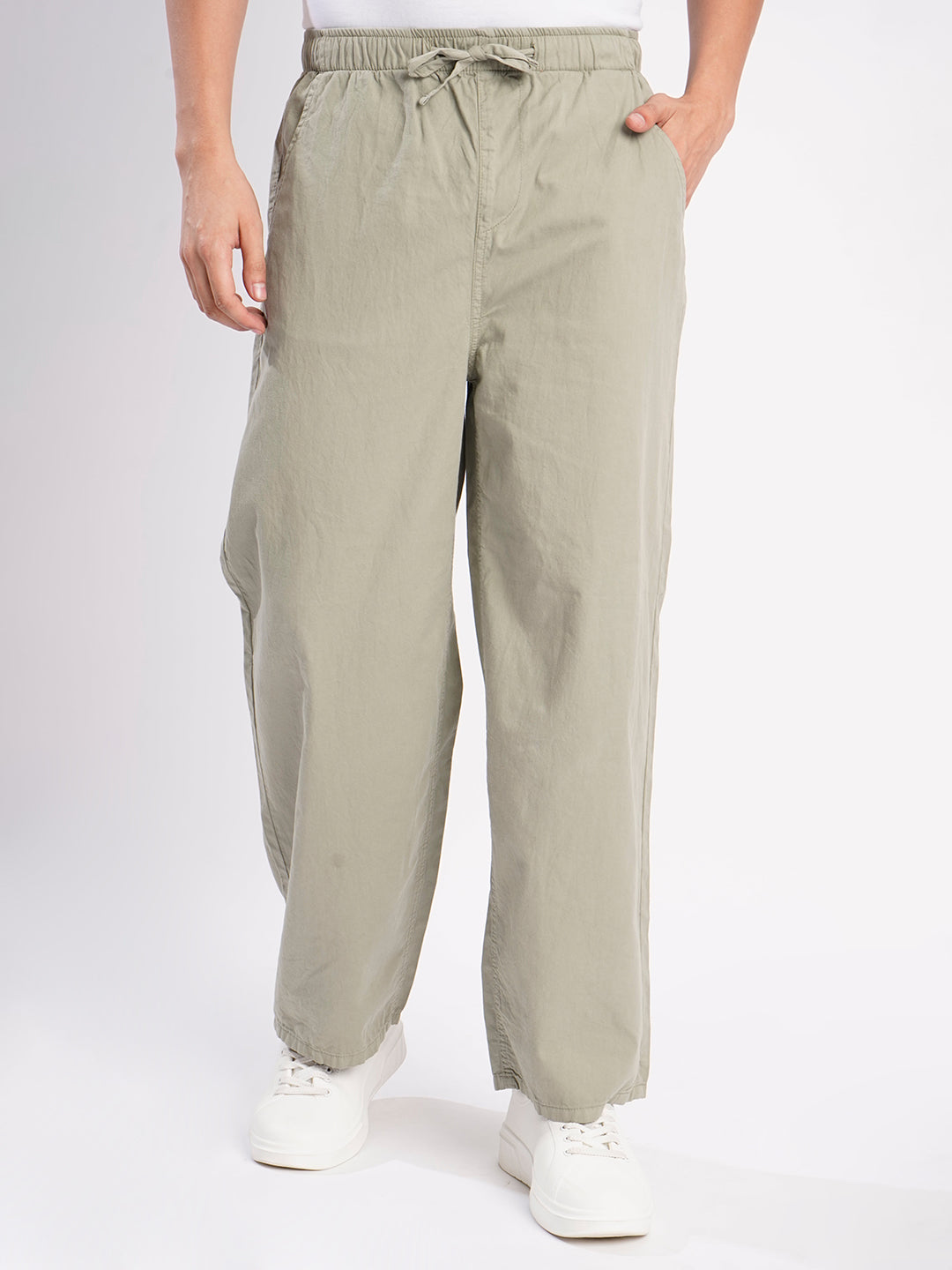 Men Green Baggy Fit Trousers