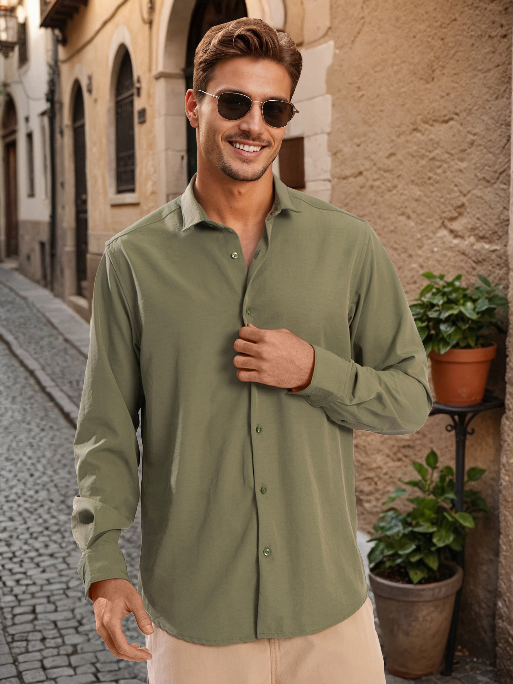 Men Green Soild Casual Shirt