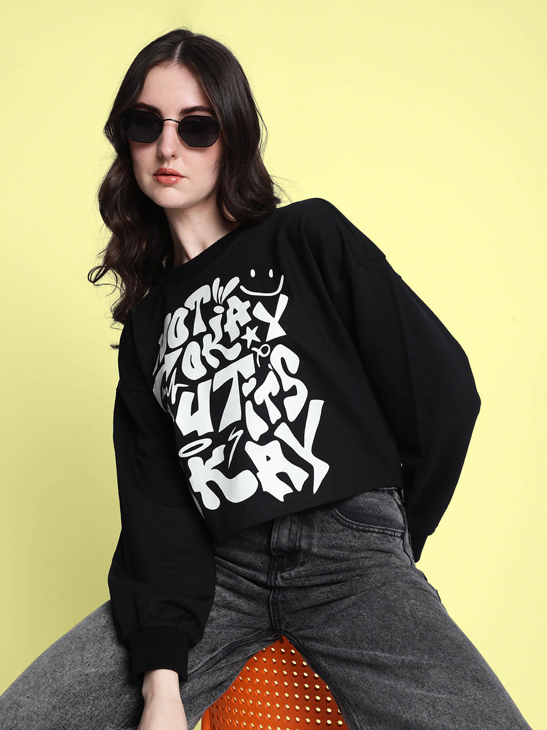 Women Black Typography Printed Cropped Sweatshirt