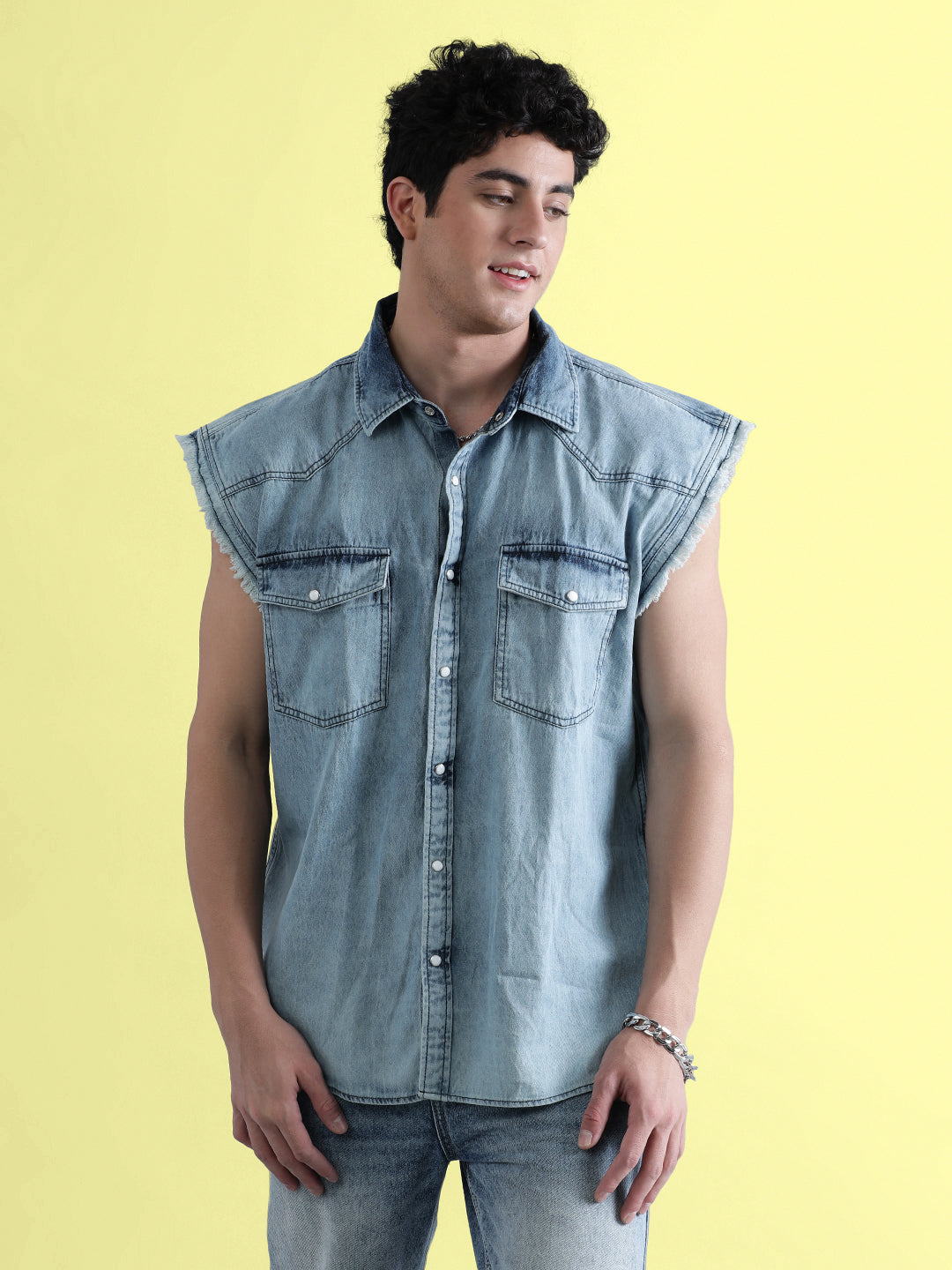 Men Sleeve Less Denim Shirt With Pocket Detailing