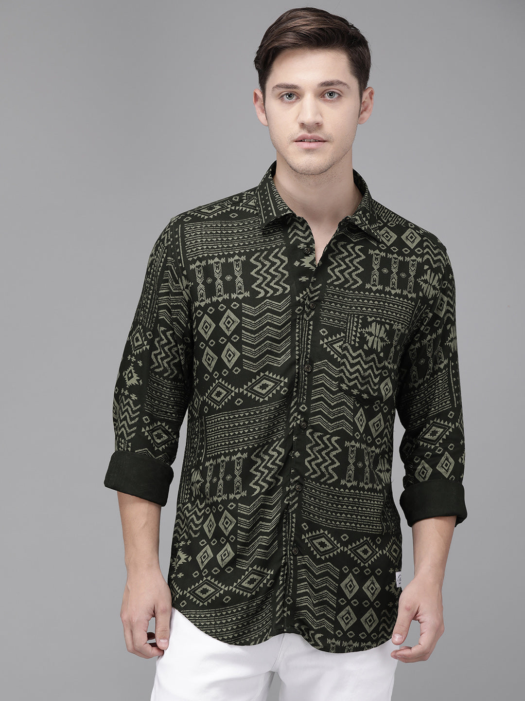 Men Green Slim Fit Tribal Pattern Casual Shirt