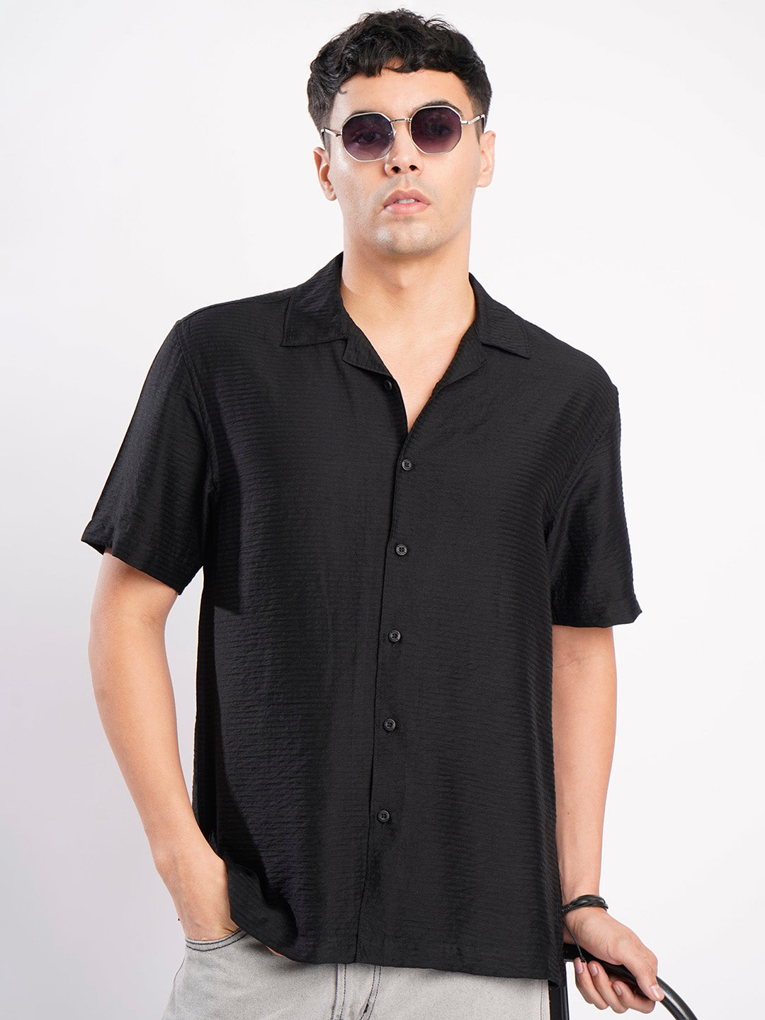 Men Black Textured Resort Collar Shirt