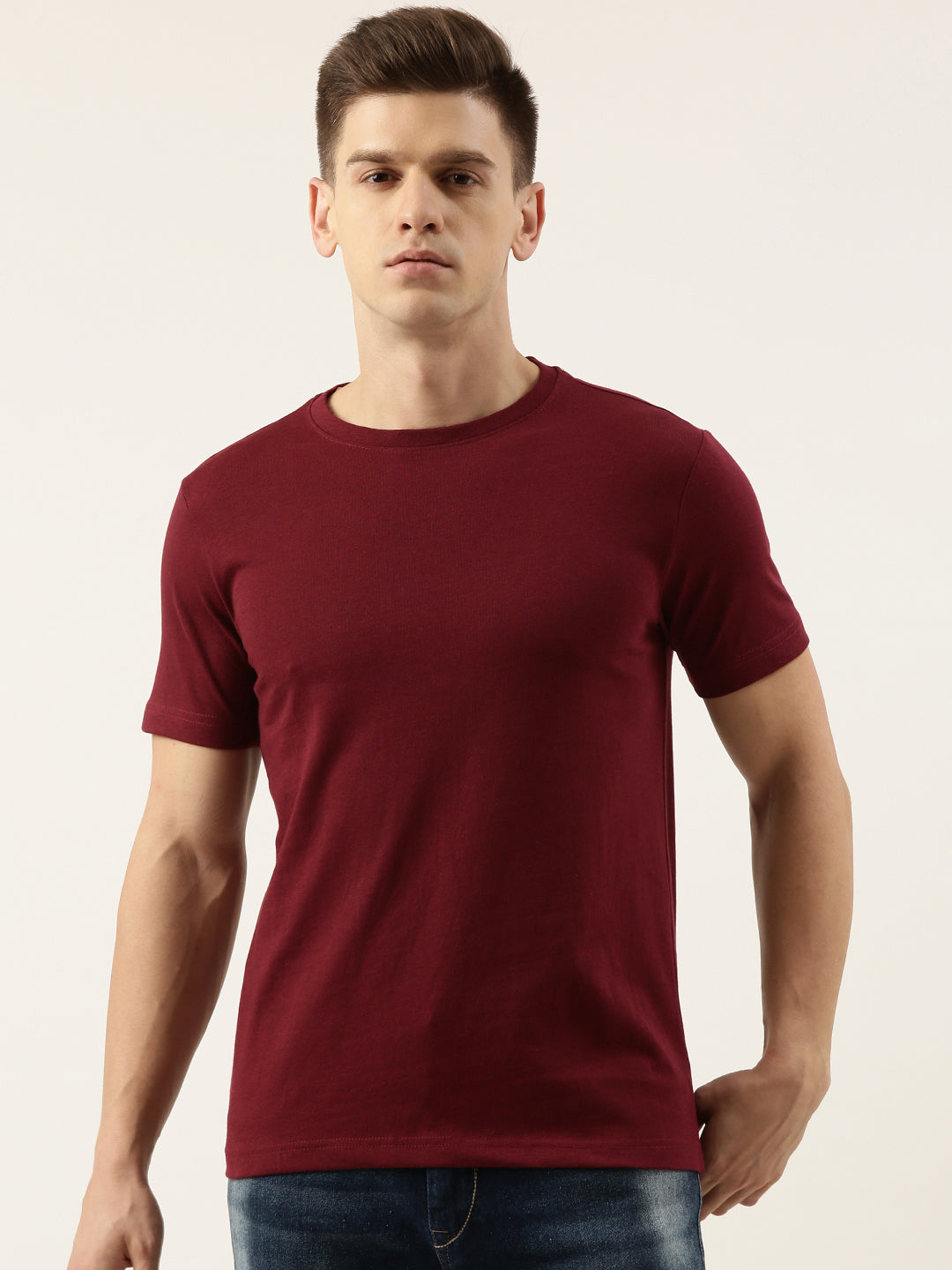 Men Maroon Solid Regular Fit T-Shirt