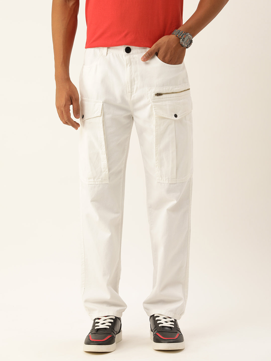 Men White Overdyed Relaxed Fit Solid Cargo Trouser