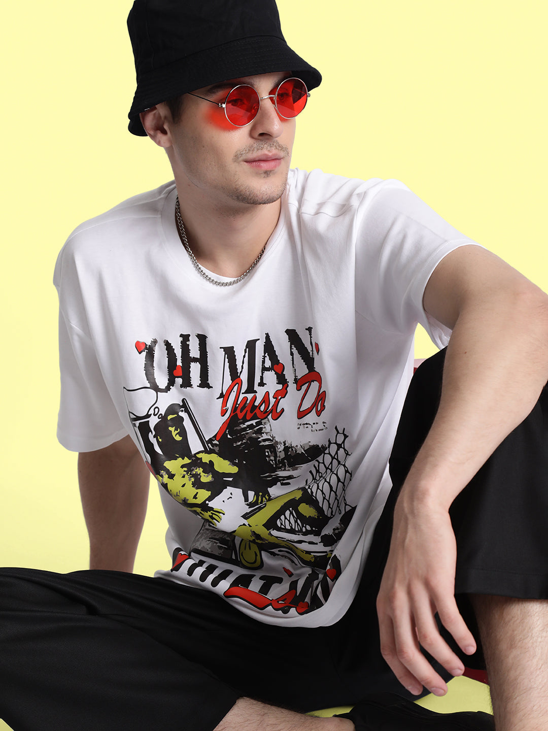 Men White "Oh Man" Graphic Oversized T-Shirt