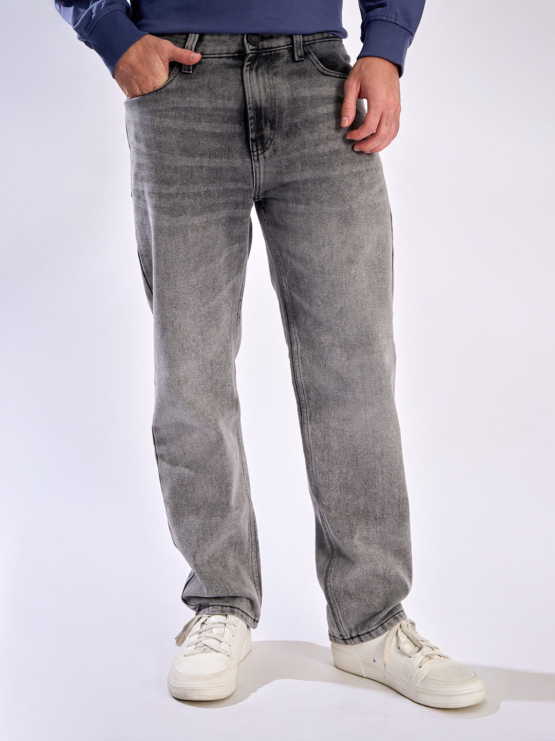 Men Ligth Fade Charocal Straight Fit Jeans