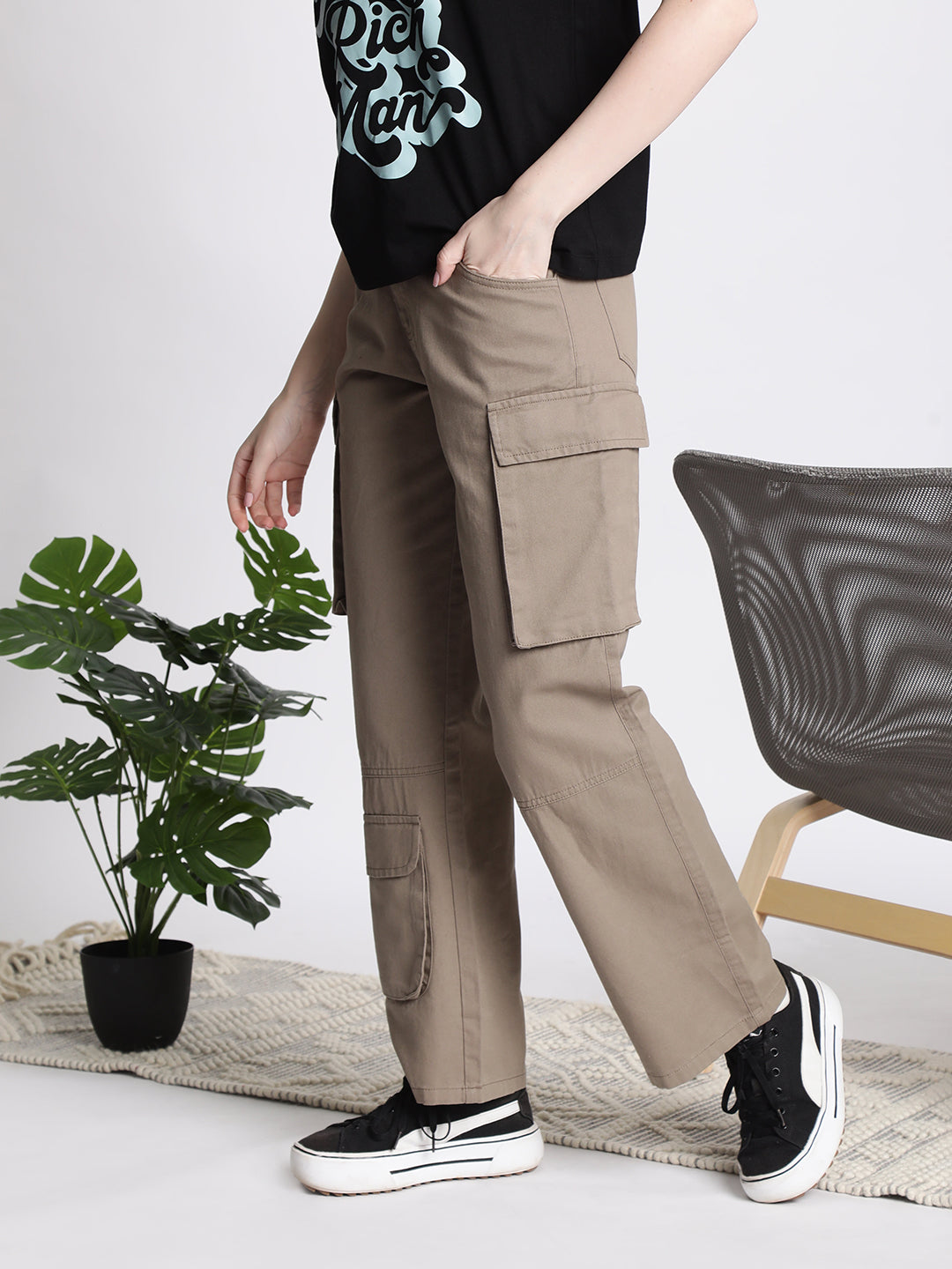 Women Brown Straight Fit Cargo Trousers