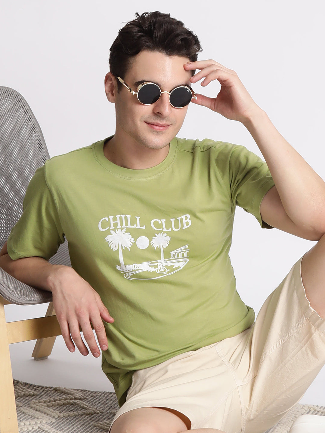 Men 'Chill Club' Graphic Printed Tshirt