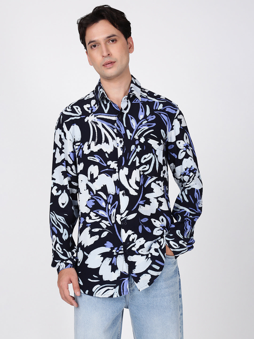 Men Blue Abstract Print Single Pocket  Slim Fit Shirt