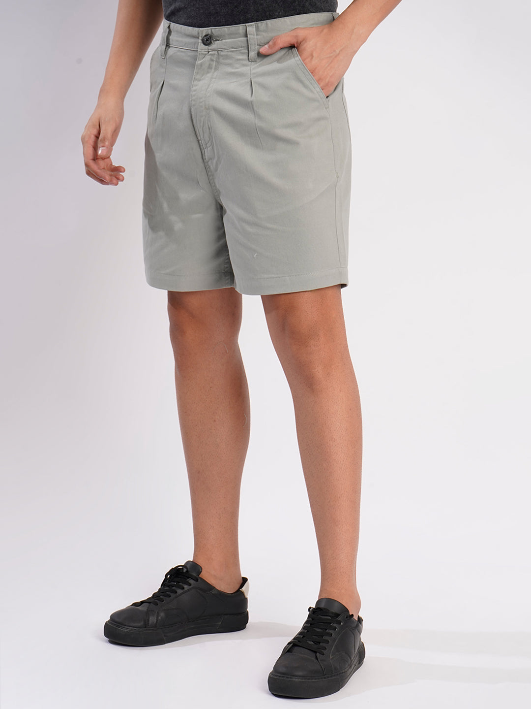 Men Grey Regular Fit Pleated Chino Shorts