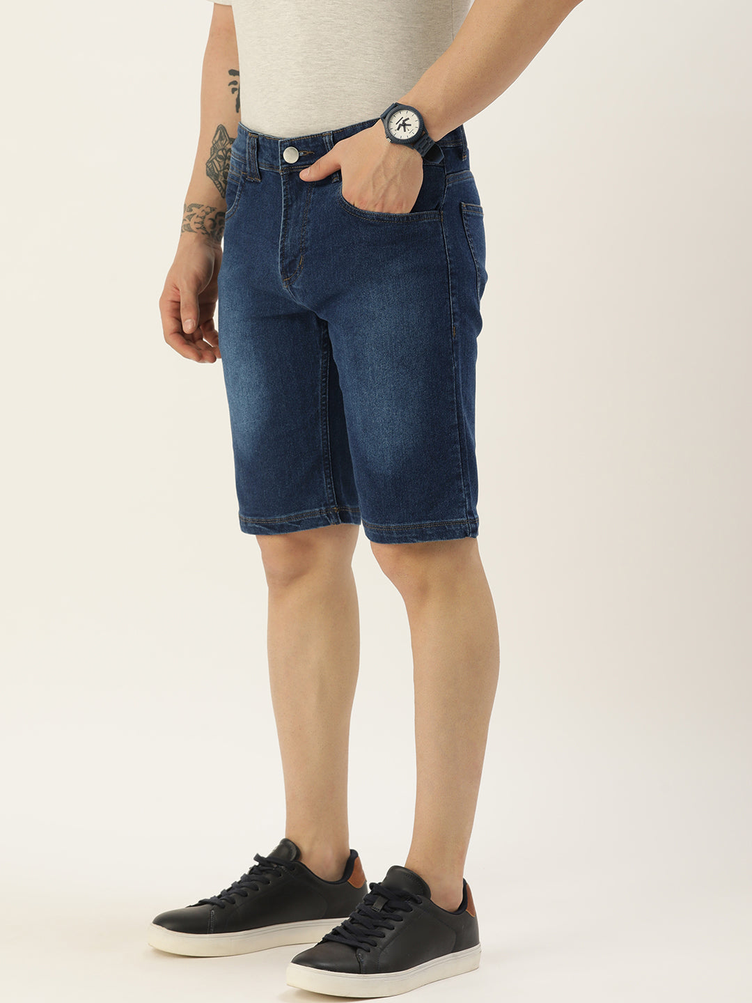 Men Mid Blue Regular Fit Solid Casual Shorts