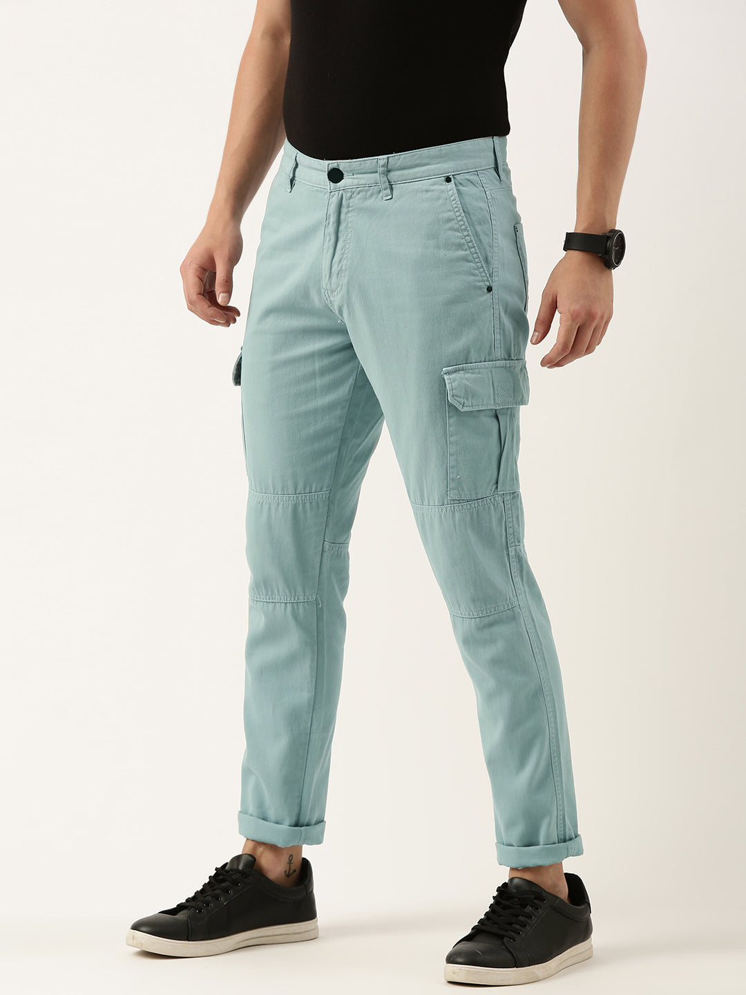 Men Arona Slim Fit Solid Cargo Trouser