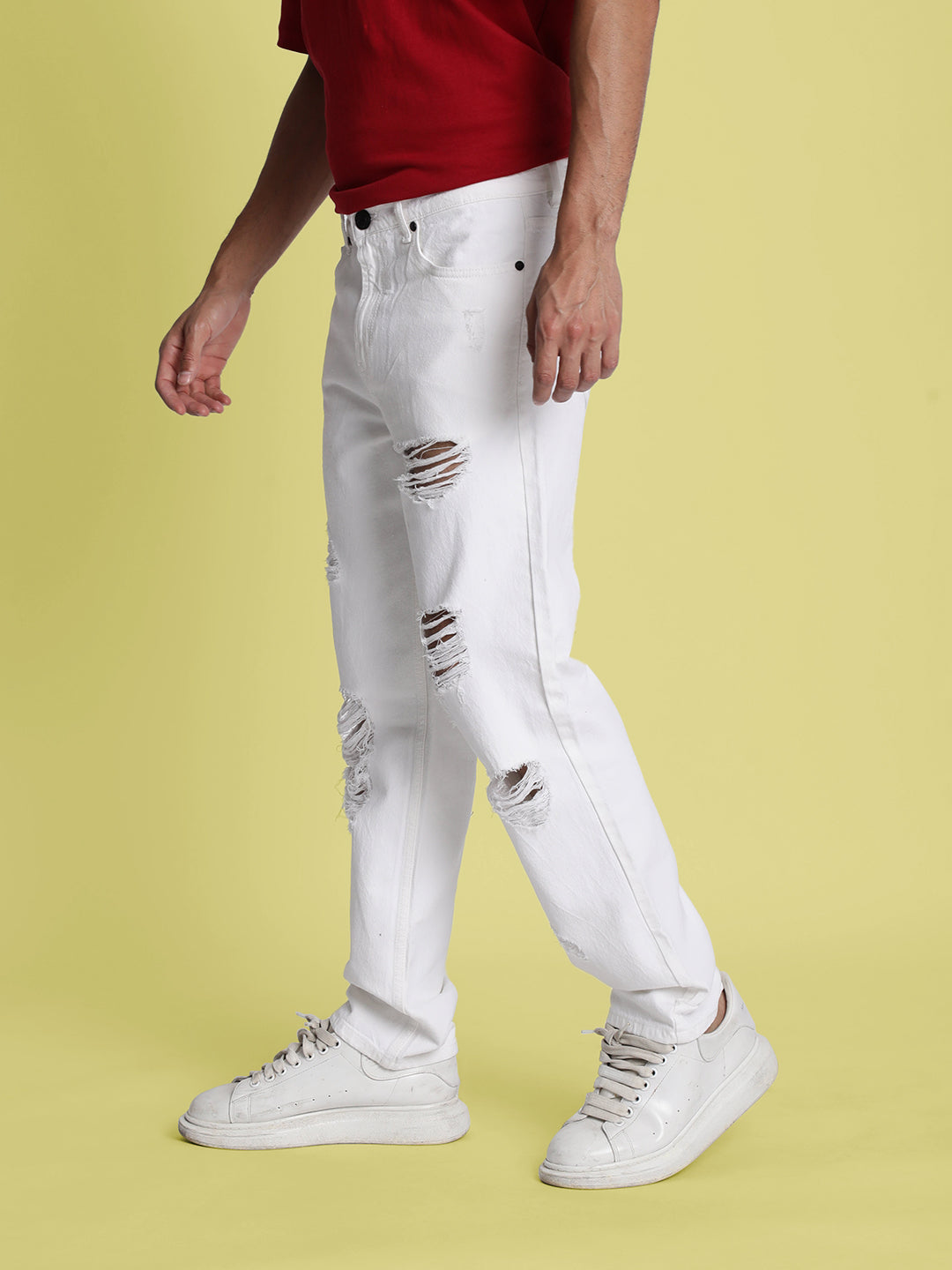 Men White Medium distress Relax Fit Jeans