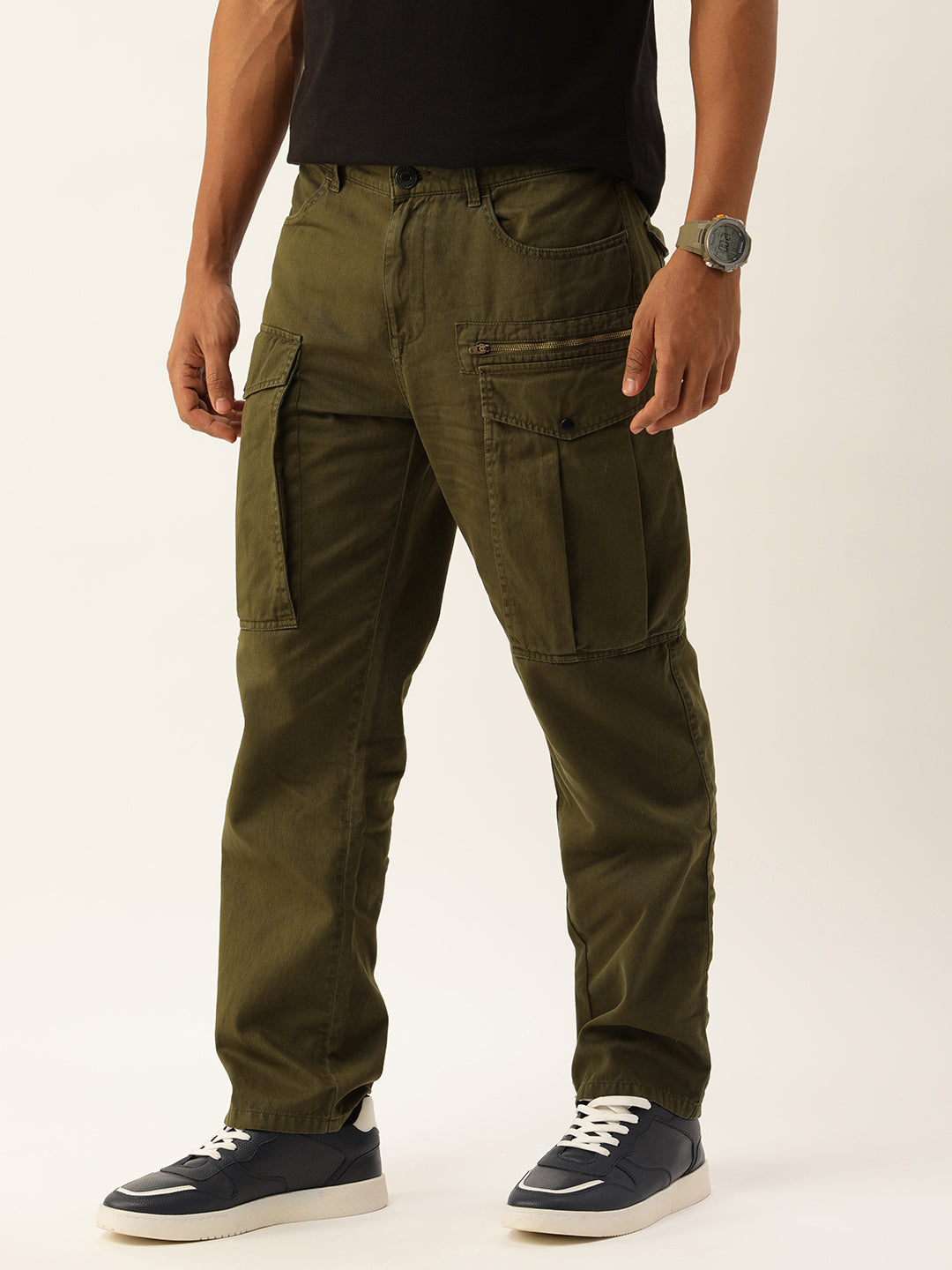 Men Forest Green Overdyed Relaxed Fit Solid Cargo Trouser