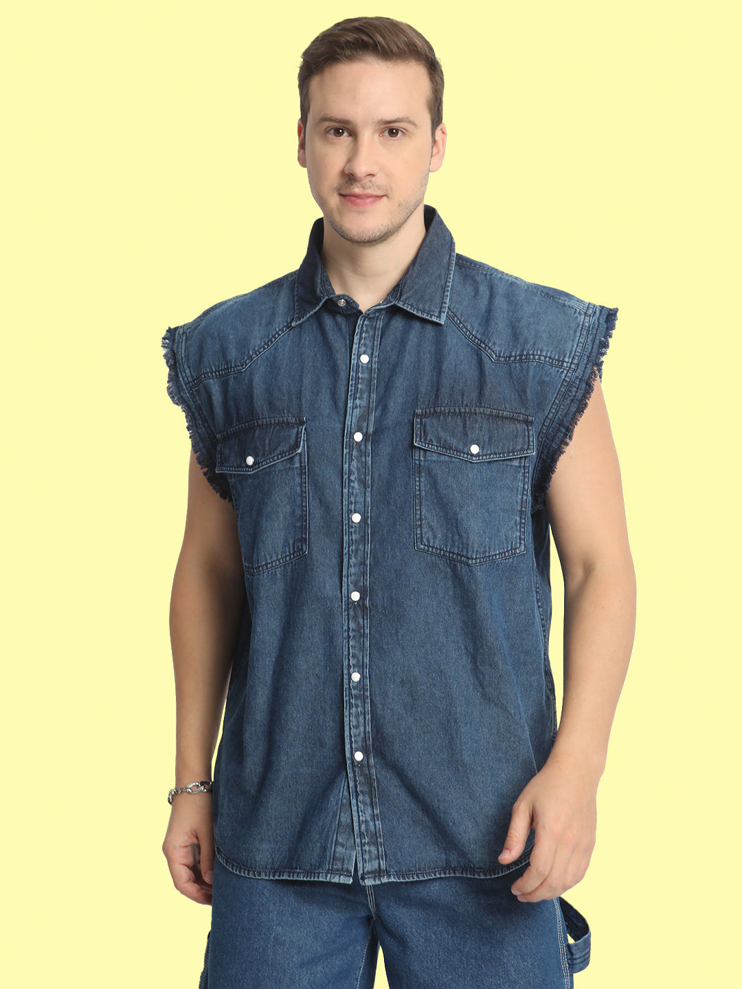 Men Sleeveless Denim Shirt with Pocket Detailing