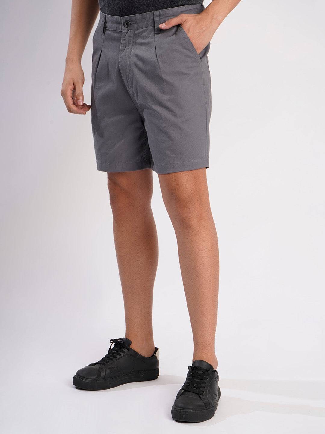 Men Grey Regular Fit Pleated Chino Shorts