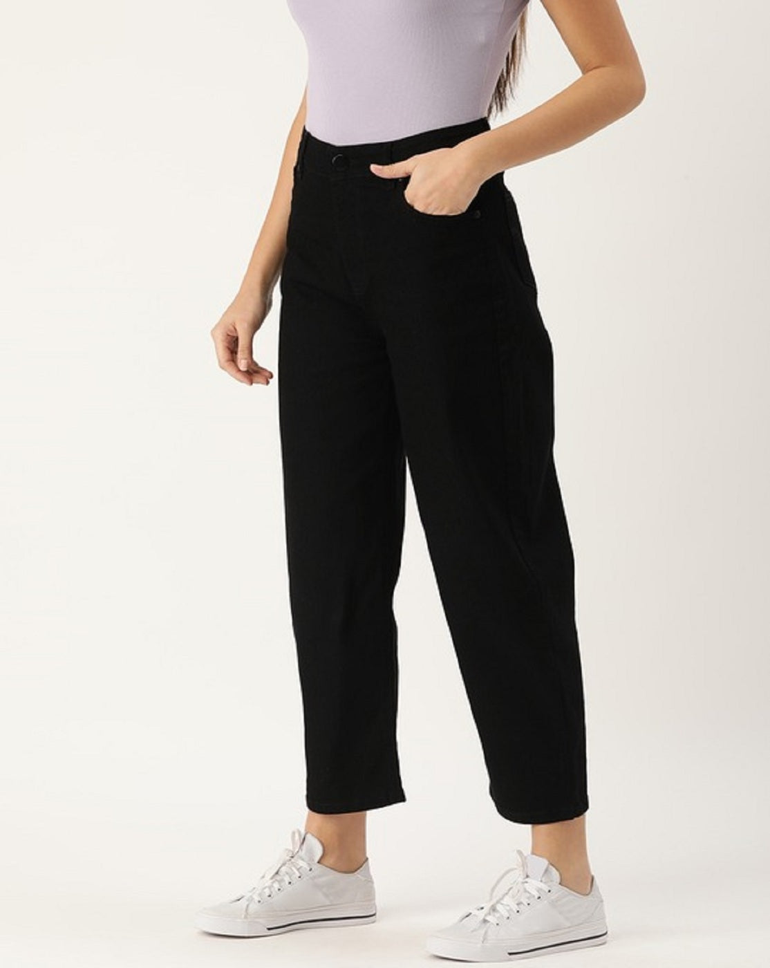 Women Black Strechable Balloon Fit Solid Jeans