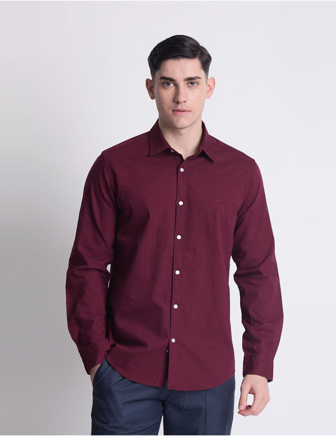 Men Maroon Regular-Fit Textured Casual Shirt