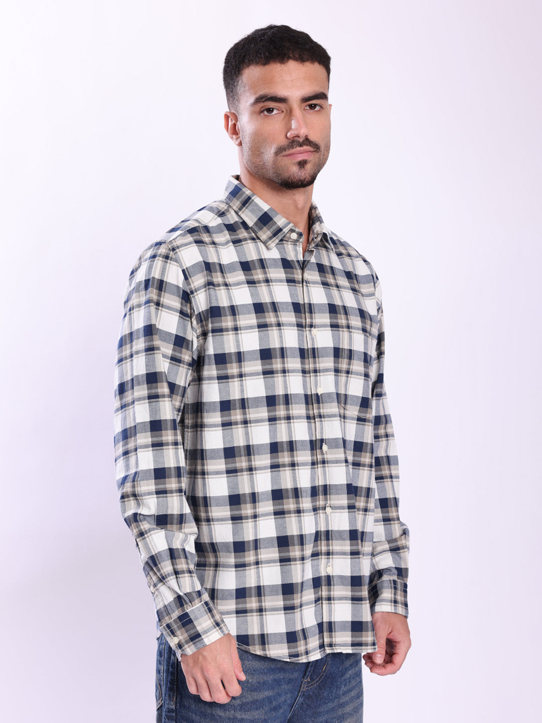 Men Blue and White Checked Single Pocket Shirt