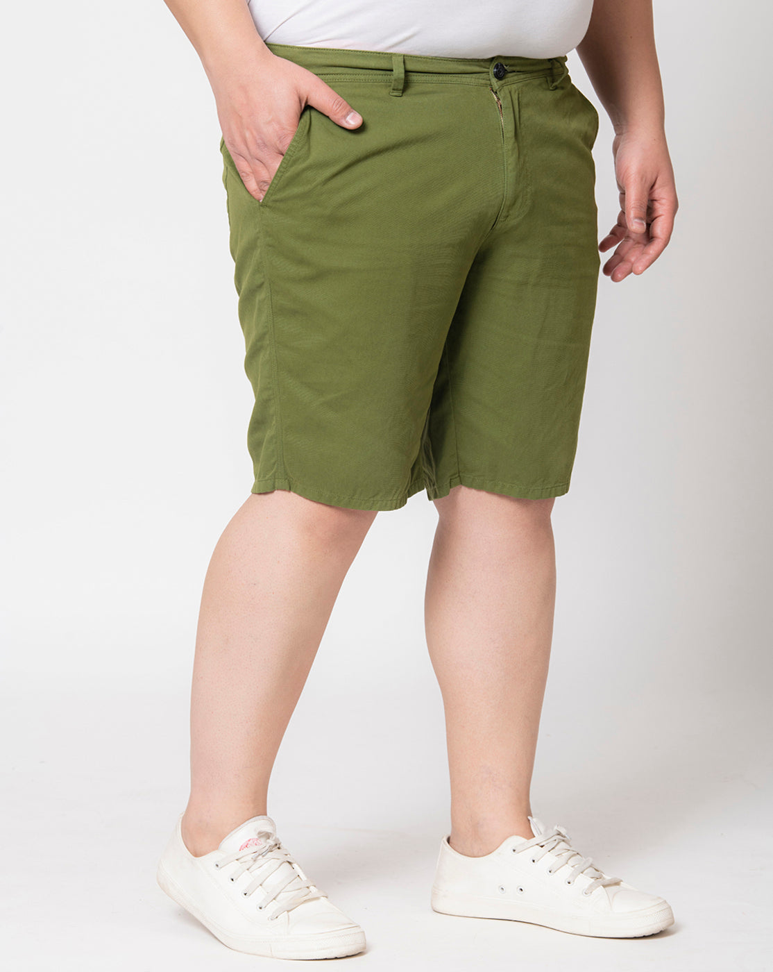 Men Dark Moss Green Regular Fit Solid Casual Shorts