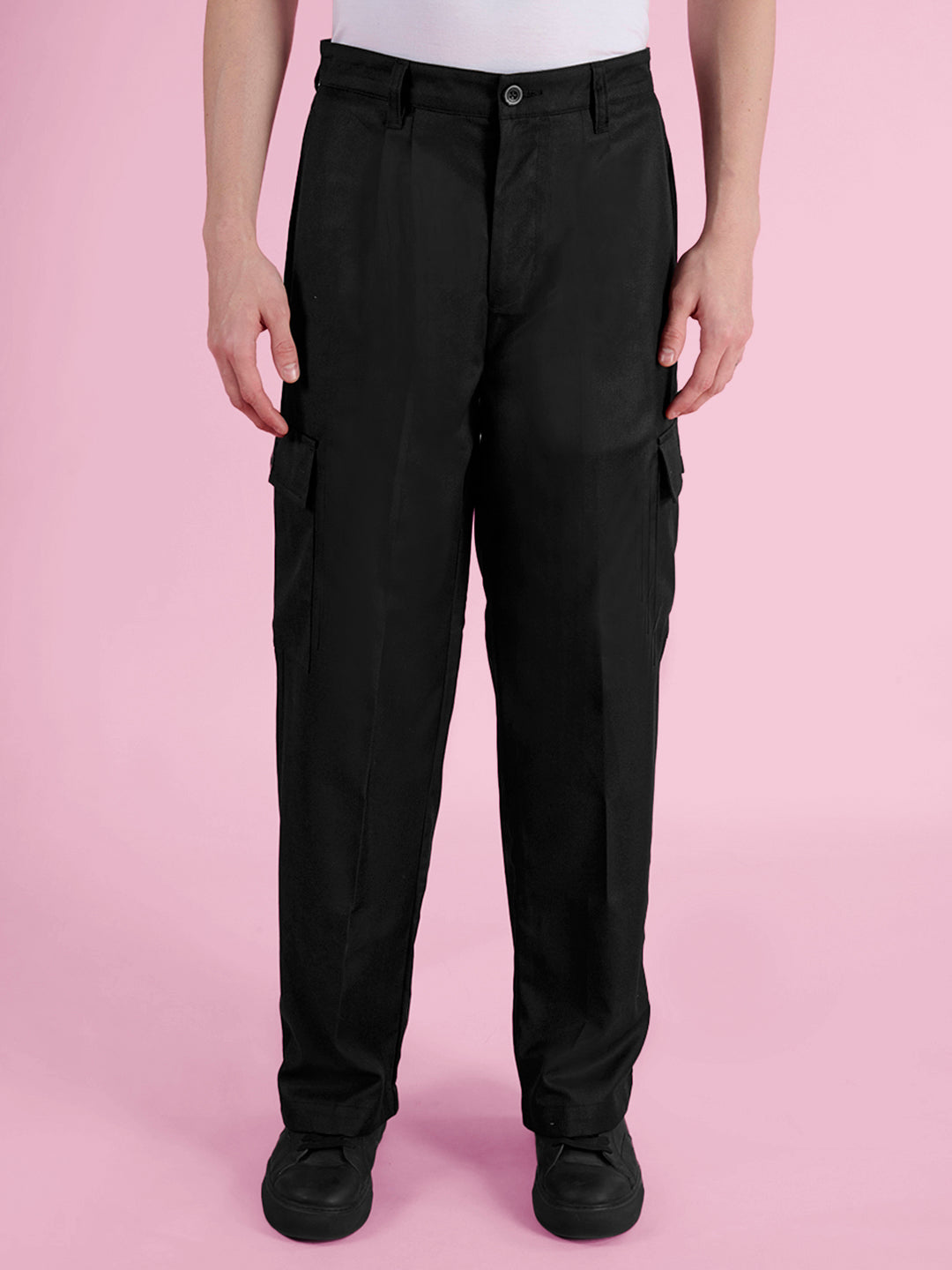 Men Korean Relaxed Fit High-Rise Cargo Pants with Pleated Detailing