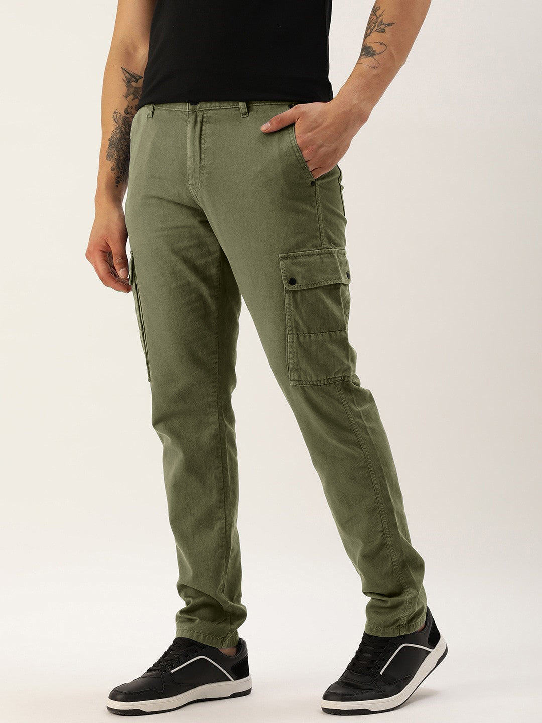 Men Olive Slim Fit Solid Cargo Trouser with Snap Button