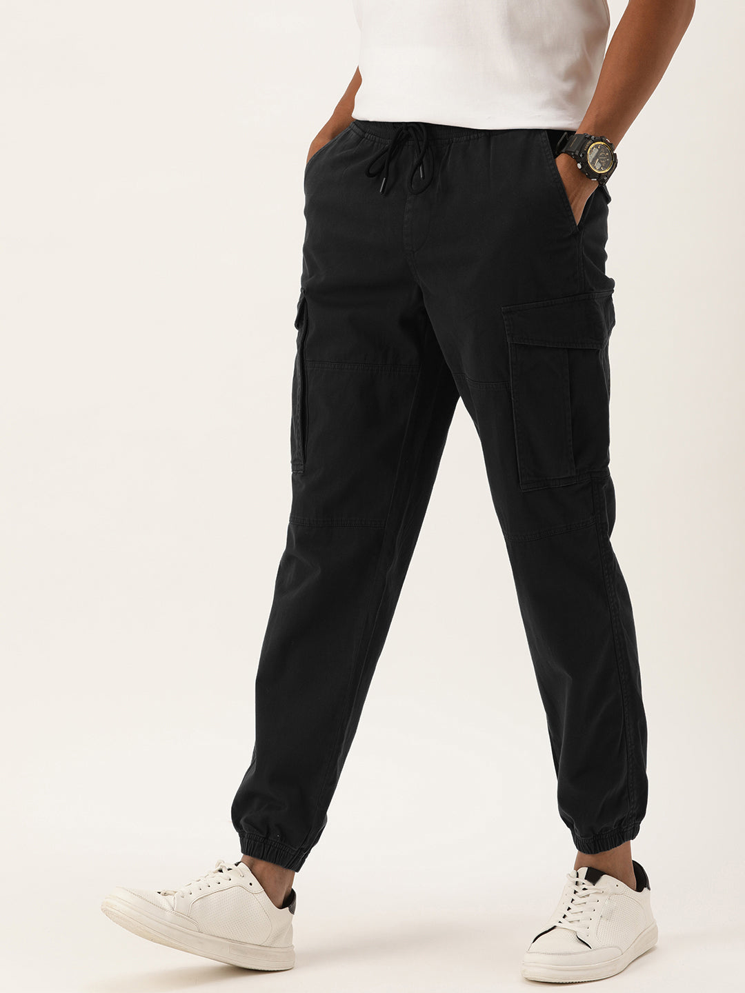 Men Black Regular Fit Solid Cargo Jogger