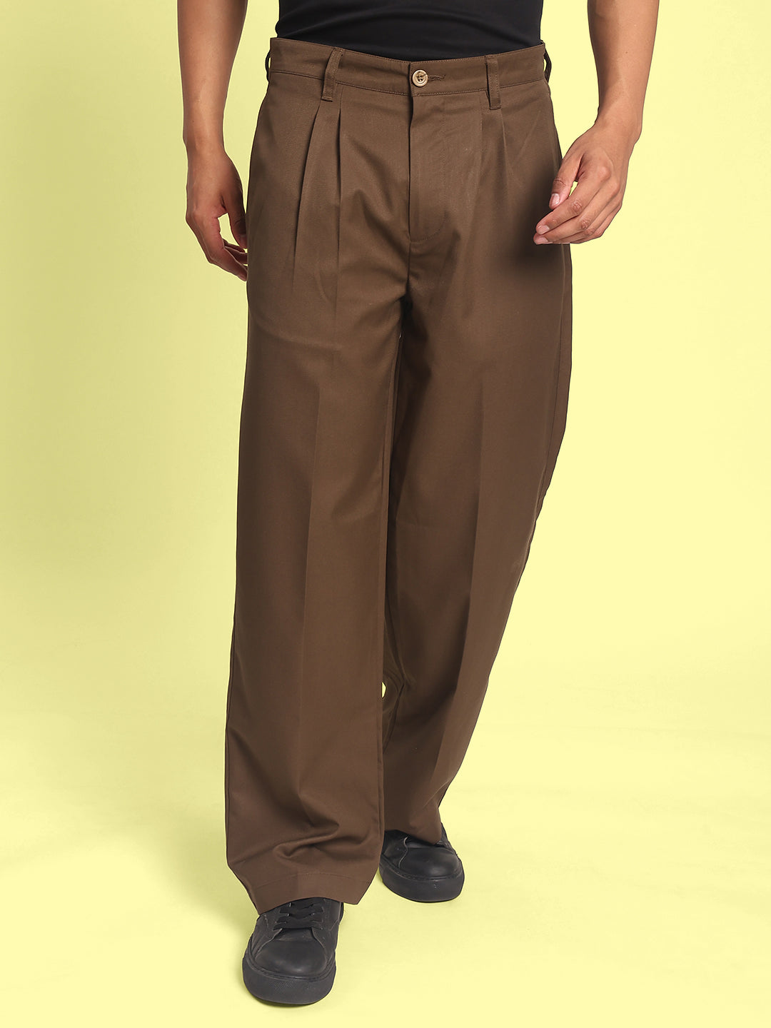 Men's Relaxed Dark Khaki Trousers