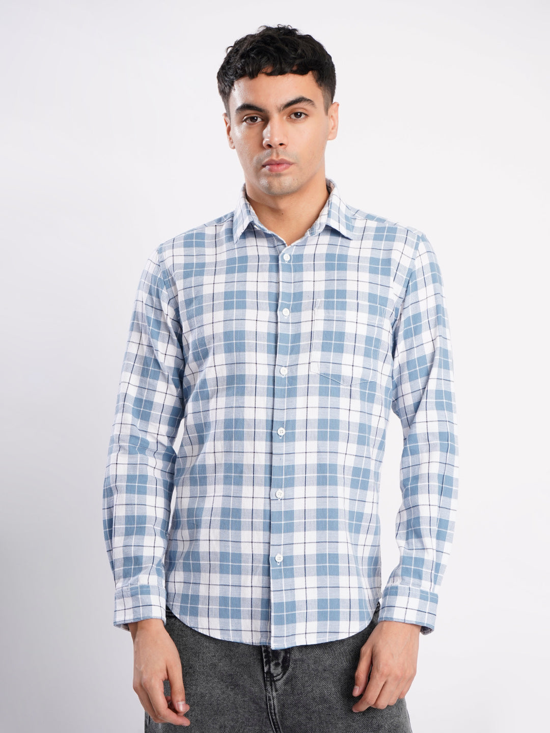 Men Blue Checked Single Pocket Shirt