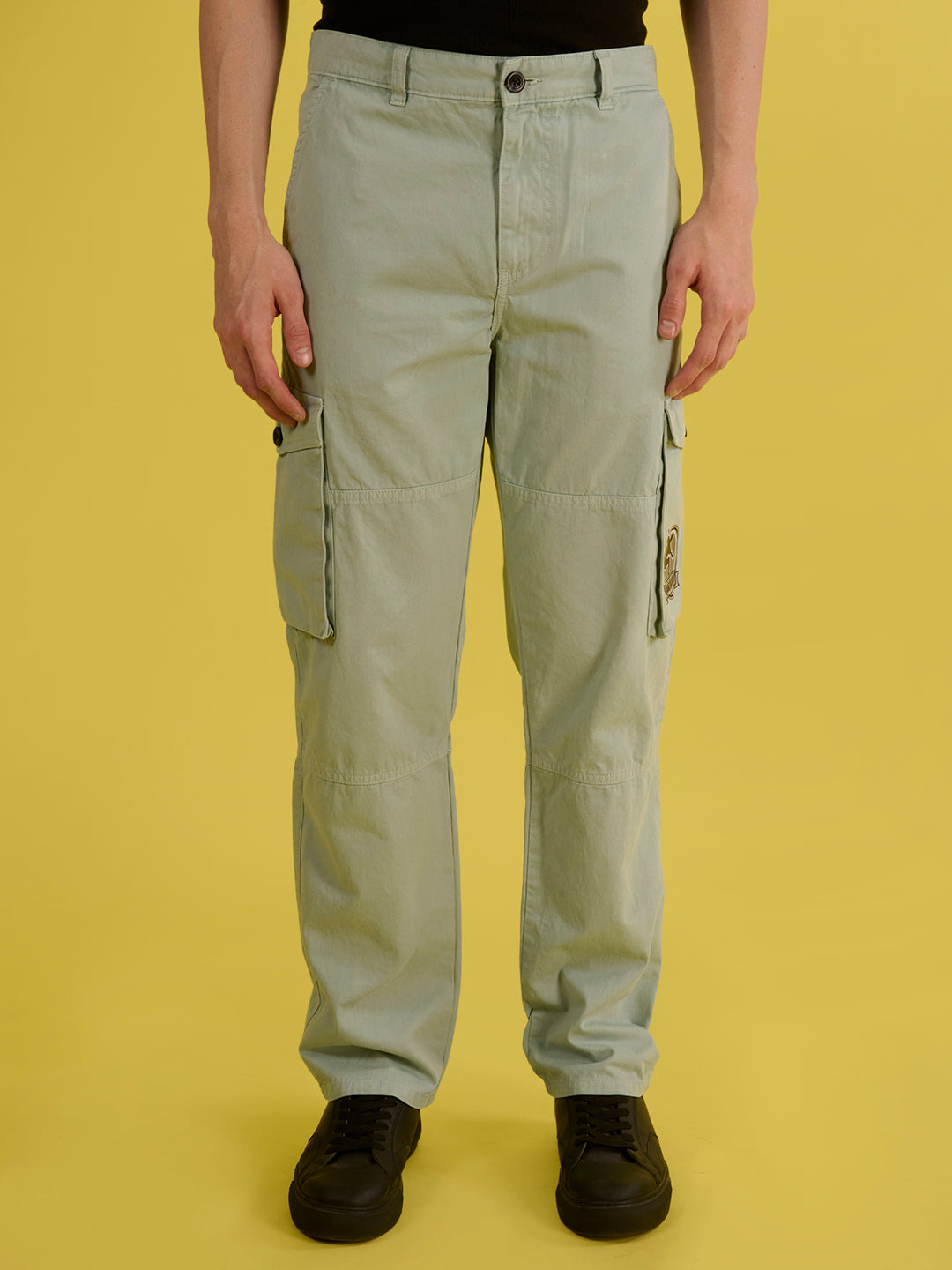 Men Straight Fit Cargo Trousers