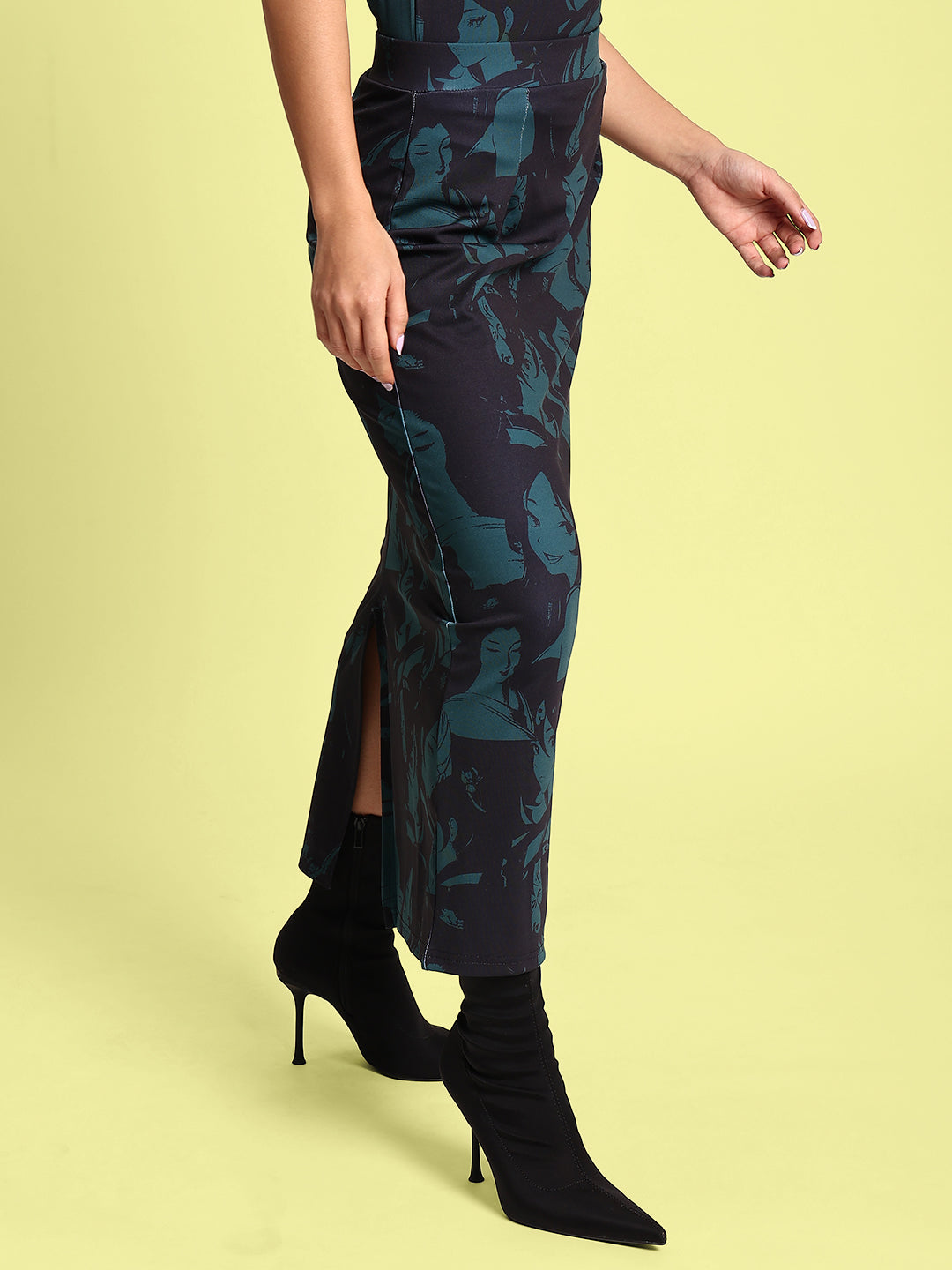 Women's Black/Green Slim Fit Glitch in the Matrix Maxi Skirt