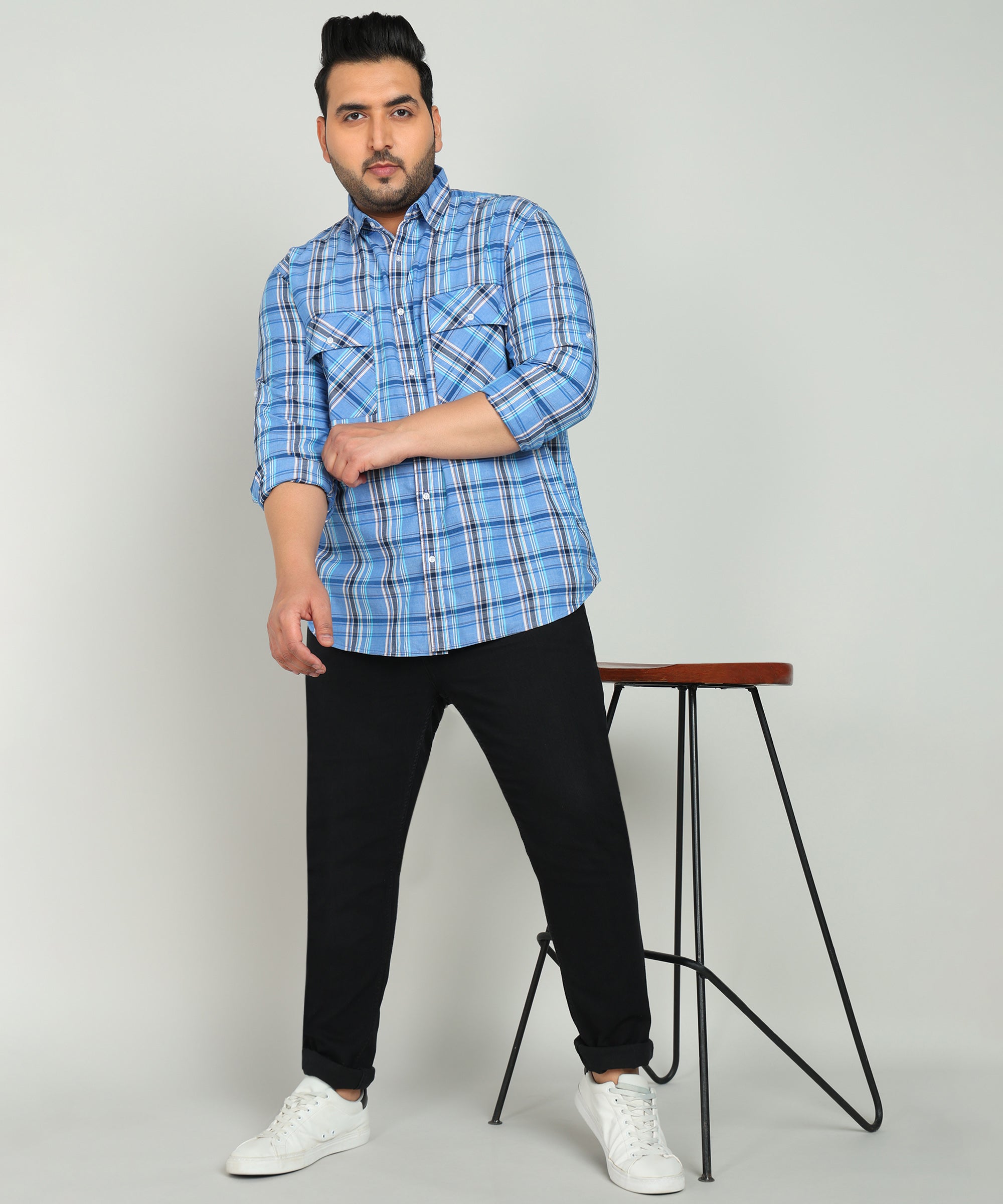 Men Blue Regular Fit Checked Casual Shirt