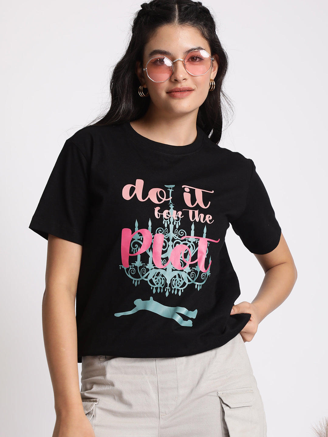 Women 'Do it For the Plot' Graphic Print Tshirt