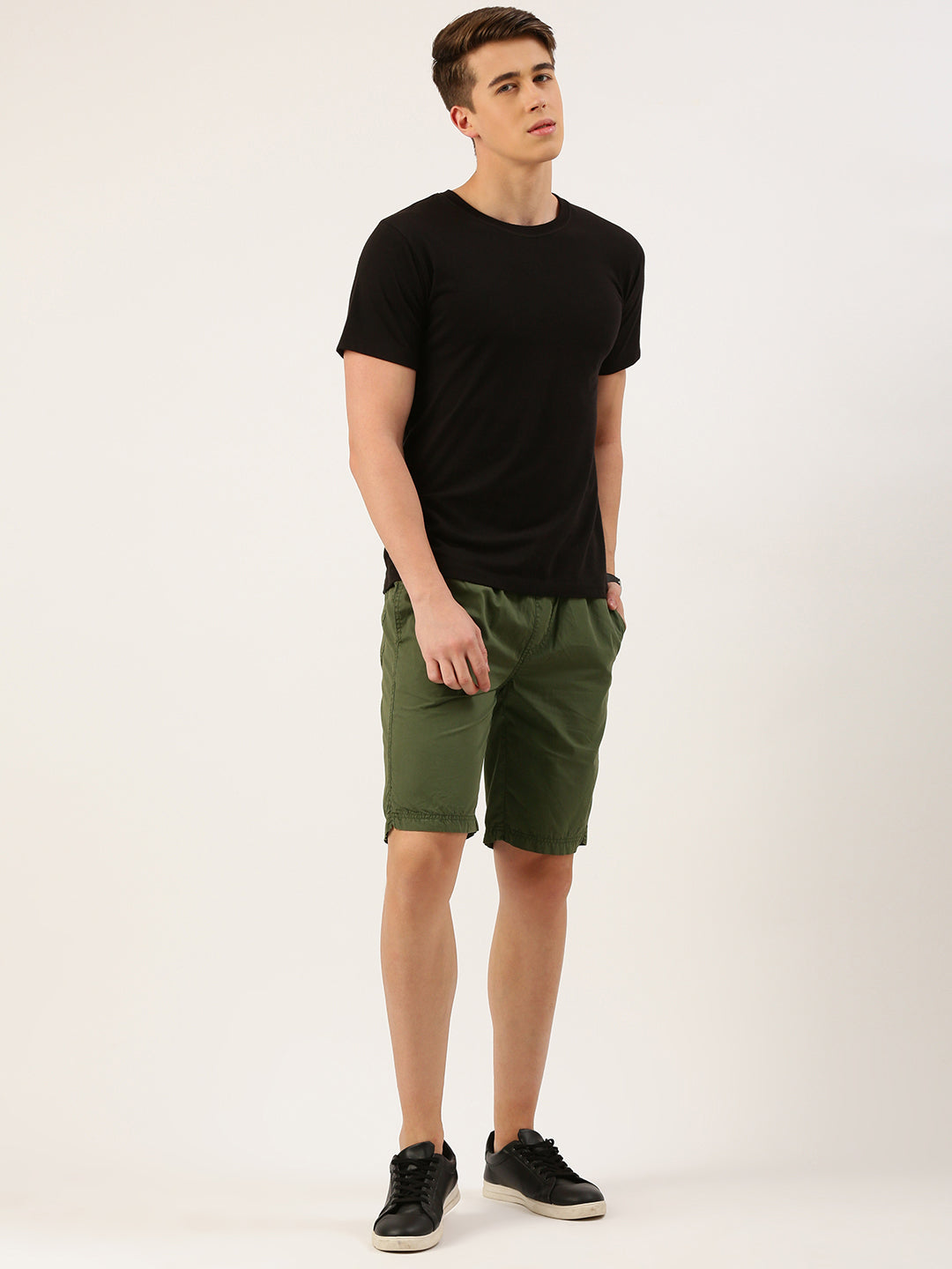 Men Olive Regular Fit Solid Casual Shorts