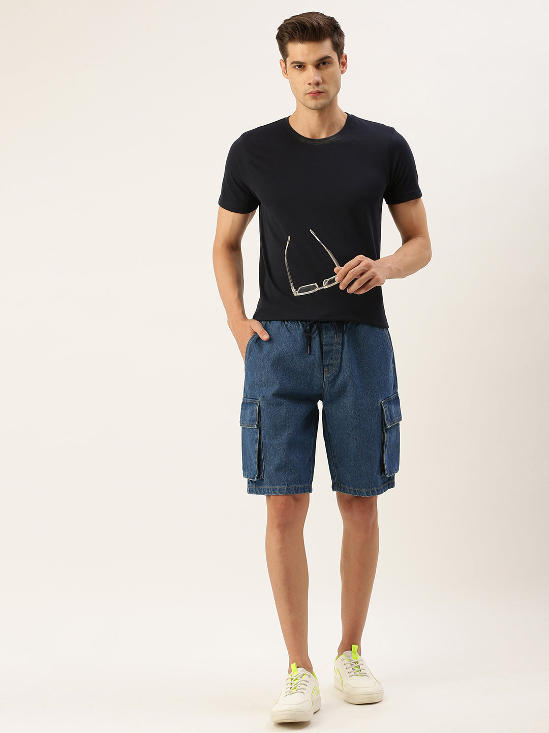 Men Blue Slim Fit Solid Denim Cargo Shorts